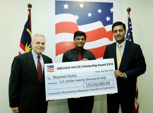 BIASISWA AMCHAM-MACEE